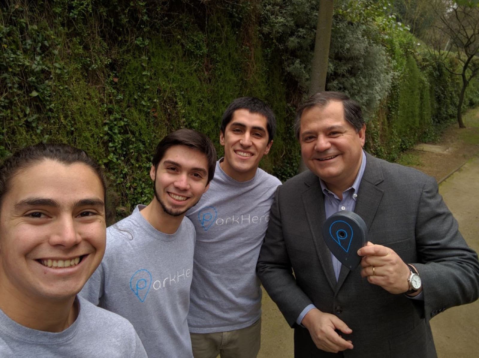 With Mauricio Bustamante of TVN, interviewed for a piece on young Chilean entrepreneurs